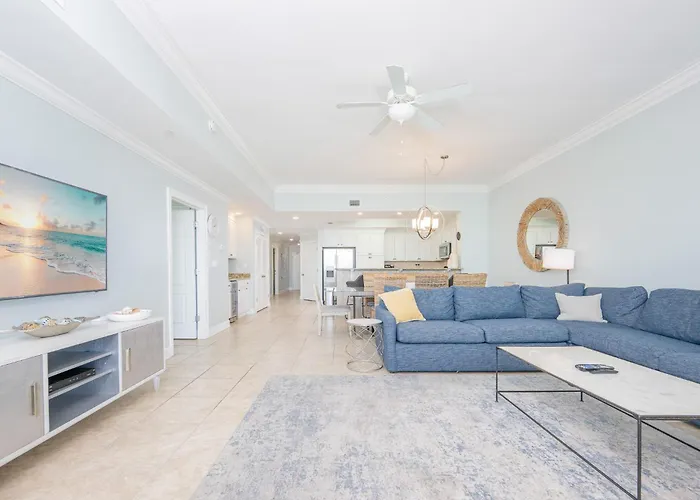 Phoenix 2303 Apartment *